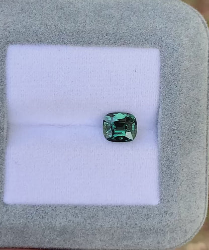 saphir-bleu-vert-coussin-1-68ct