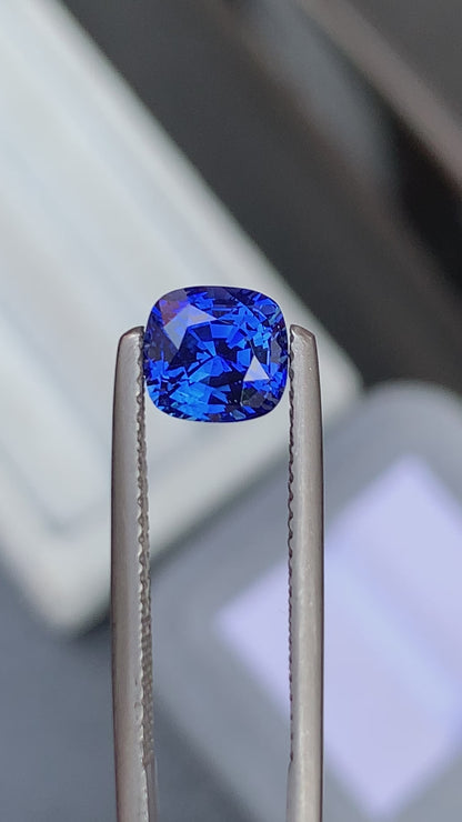 Saphir bleu • 2,20ct