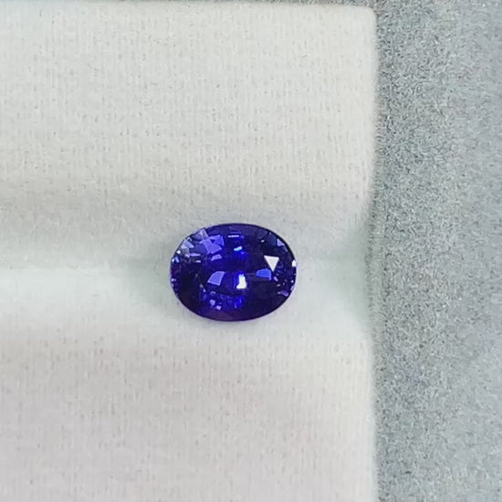 saphir-changement-couleur-ovale-1-85ct-video-1