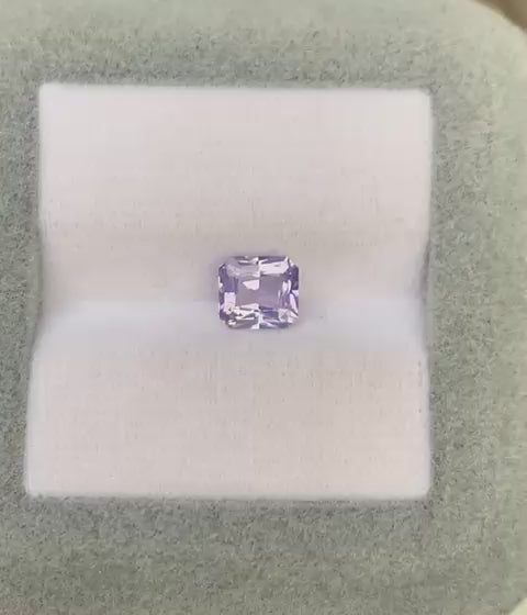 saphir-violet-coussin-1-15-ct-video-2