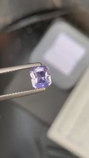 saphir-violet-coussin-1-15-ct-video-1