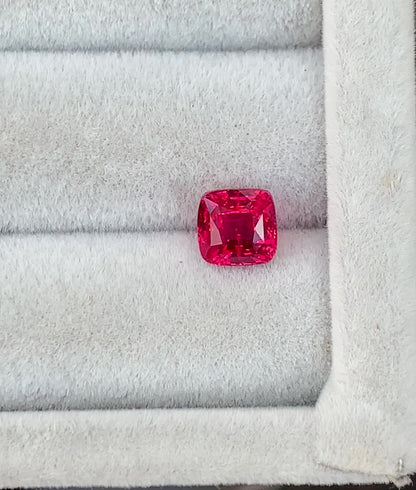 Spinelle rouge • 1,54ct