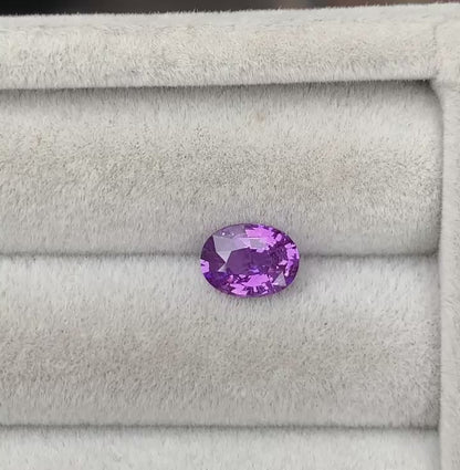 saphir-violet-ovale-1-10ct video1