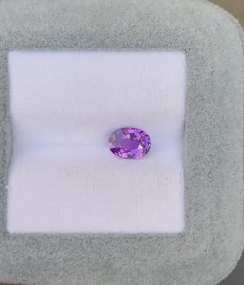 saphir-violet-ovale-1-11ct-3-video-2