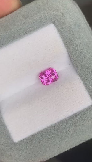 saphir-rose-radiant-1-20ct-video-2