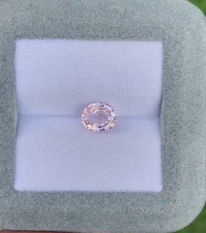saphir-p-che-ovale-1-56ct video1