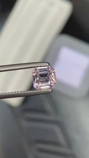 kunzite-rose-émeraude-1-80-ct-video-1
