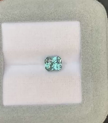 saphir-teal-radiant-1-62ct-video-2