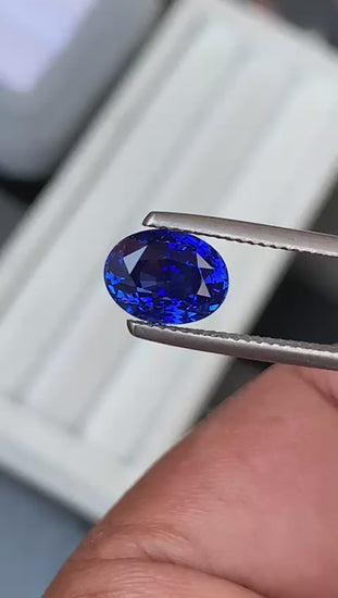 saphir-bleu-ovale-3-10ct-video-1