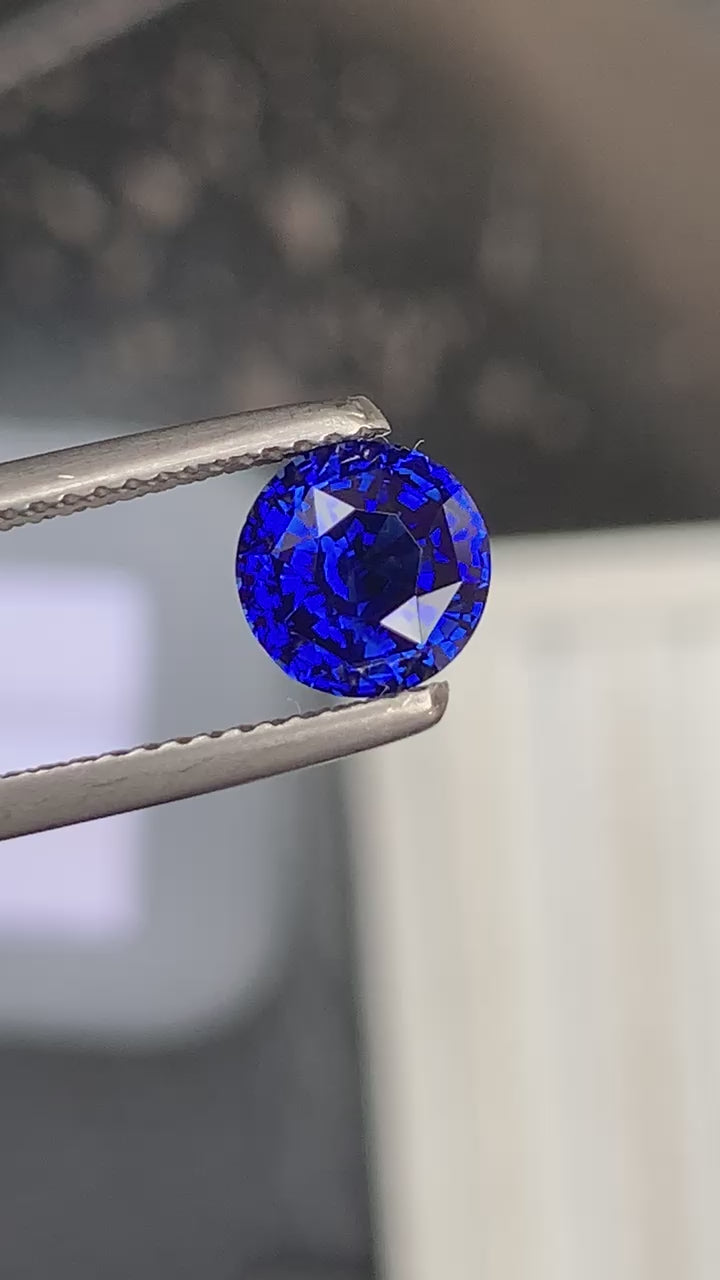 Royal Blue Sapphire Round 2,10ct