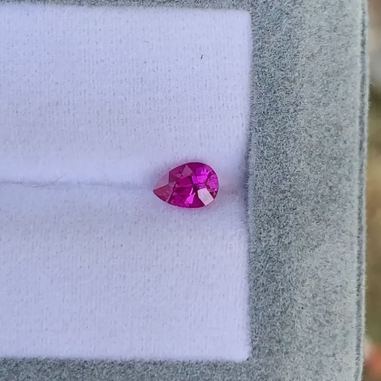 saphir-rose-goutte-0-58ct 