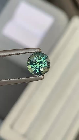 saphir-teal-rond-1-62ct-video-1