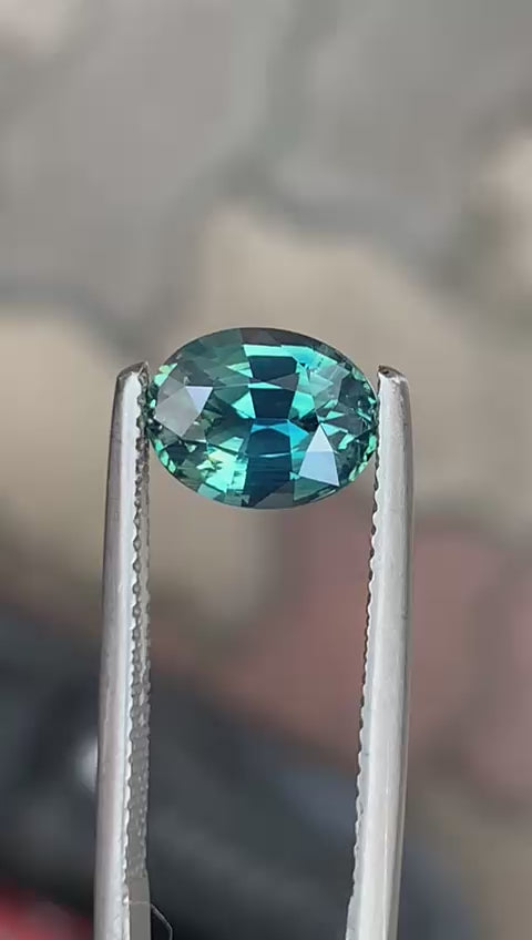 saphir-teal-ovale-2-54ct-video-1