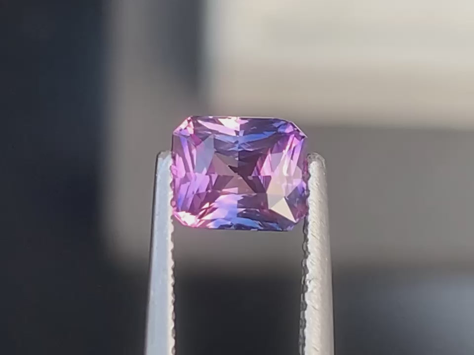 saphir-bicolore-radiant-1-52ct-video-1