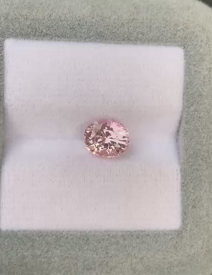 saphir-rose-ovale-2-00ct-video-2