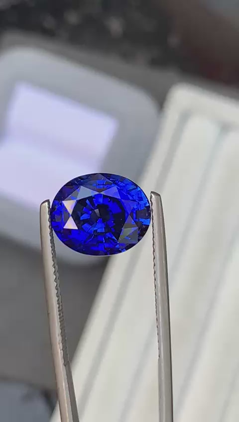 saphir-bleu-ovale-8-40ct-video-1