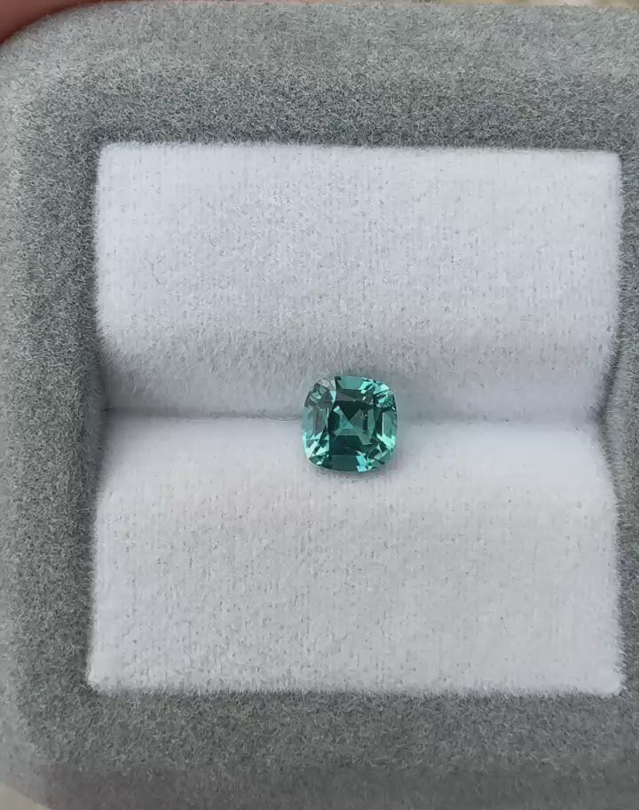 Tourmaline cushion 0,83 ct