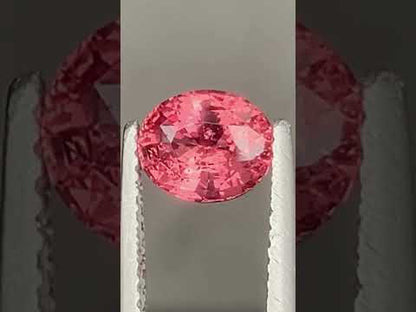 Saphir Padparadscha de Madagascar