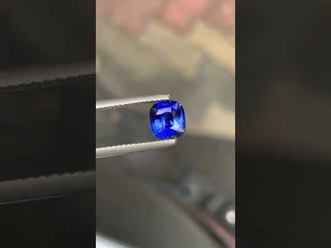 Saphir bleu origine Sri Lanka