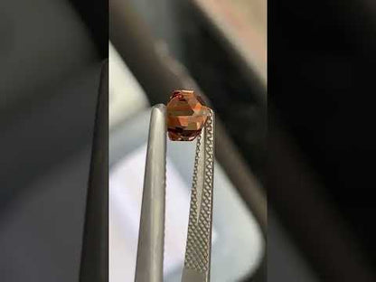 Saphir marron de Madagascar
