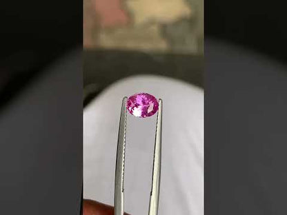 Saphir rose de Madagascar