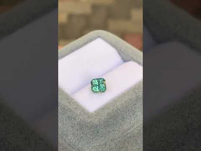 Saphir Teal de Madagascar