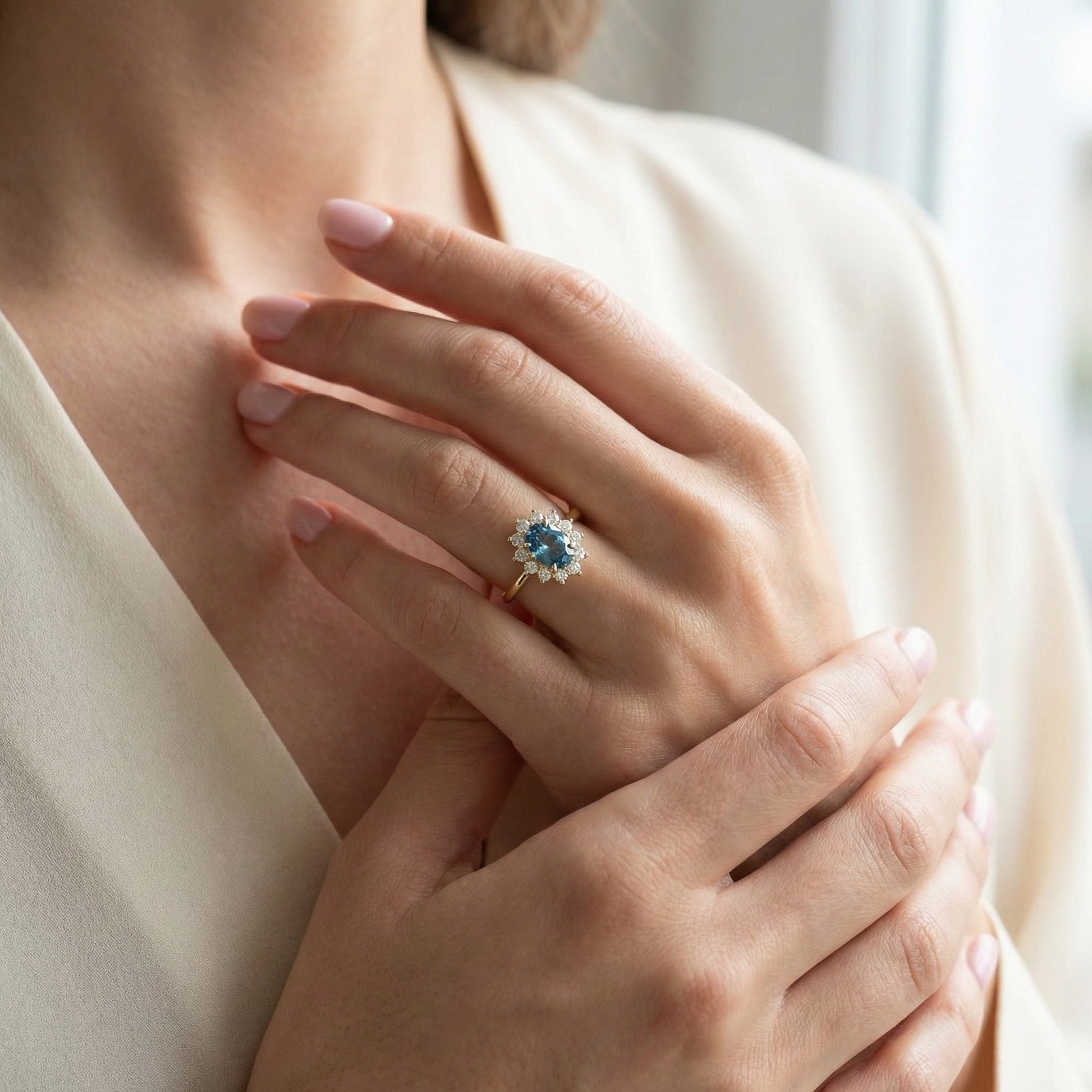 Bague Saphir Teal Florale • vue 4 • bijou de luxe • bijou de luxe | Bonnot Paris