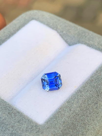 saphir-bleu-émeraude-1-10-ct-photo-1