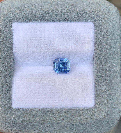saphir-bleu-émeraude-1-55ct-photo-2