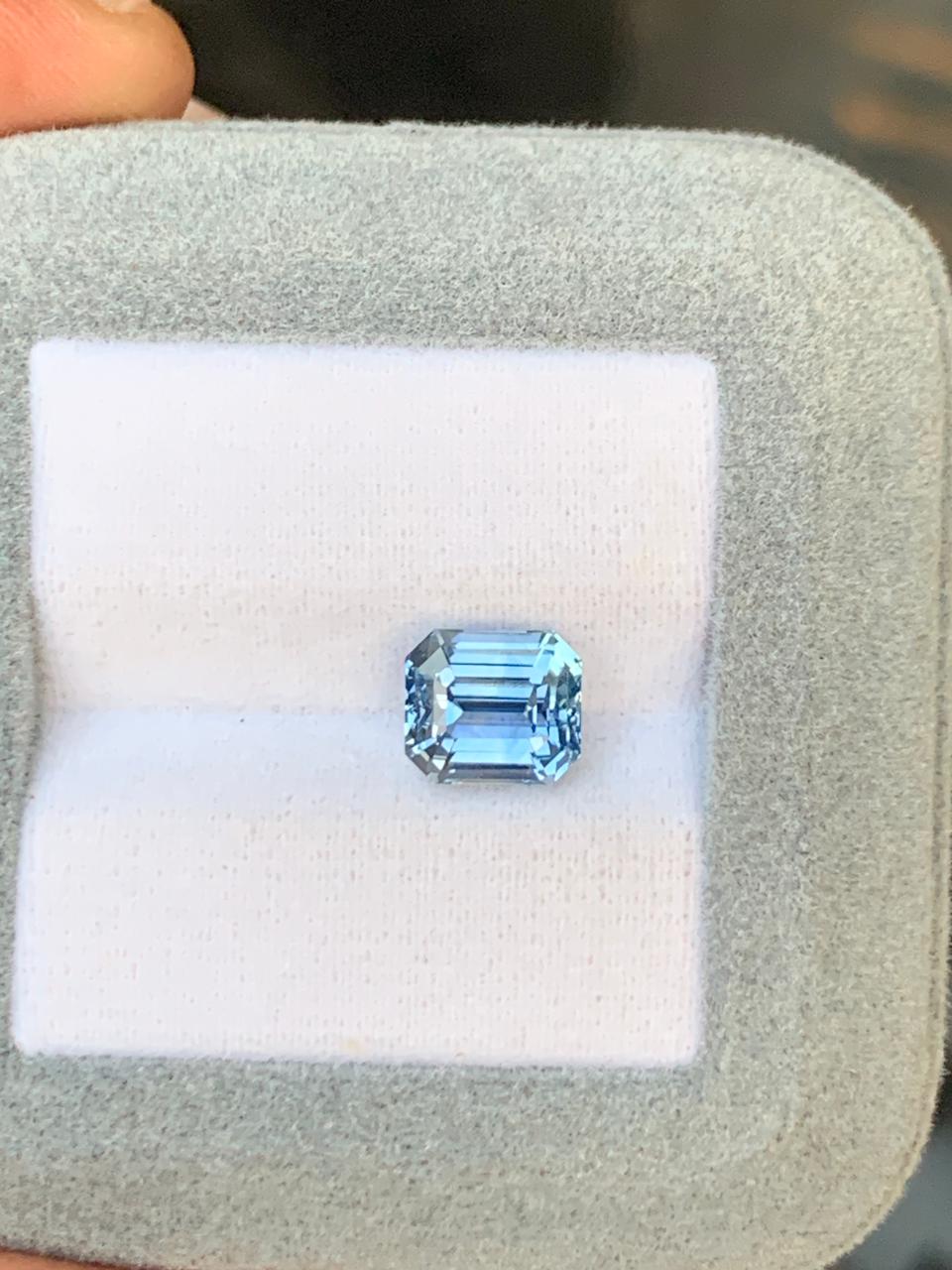saphir-bleu-émeraude-3-04ct-photo-2