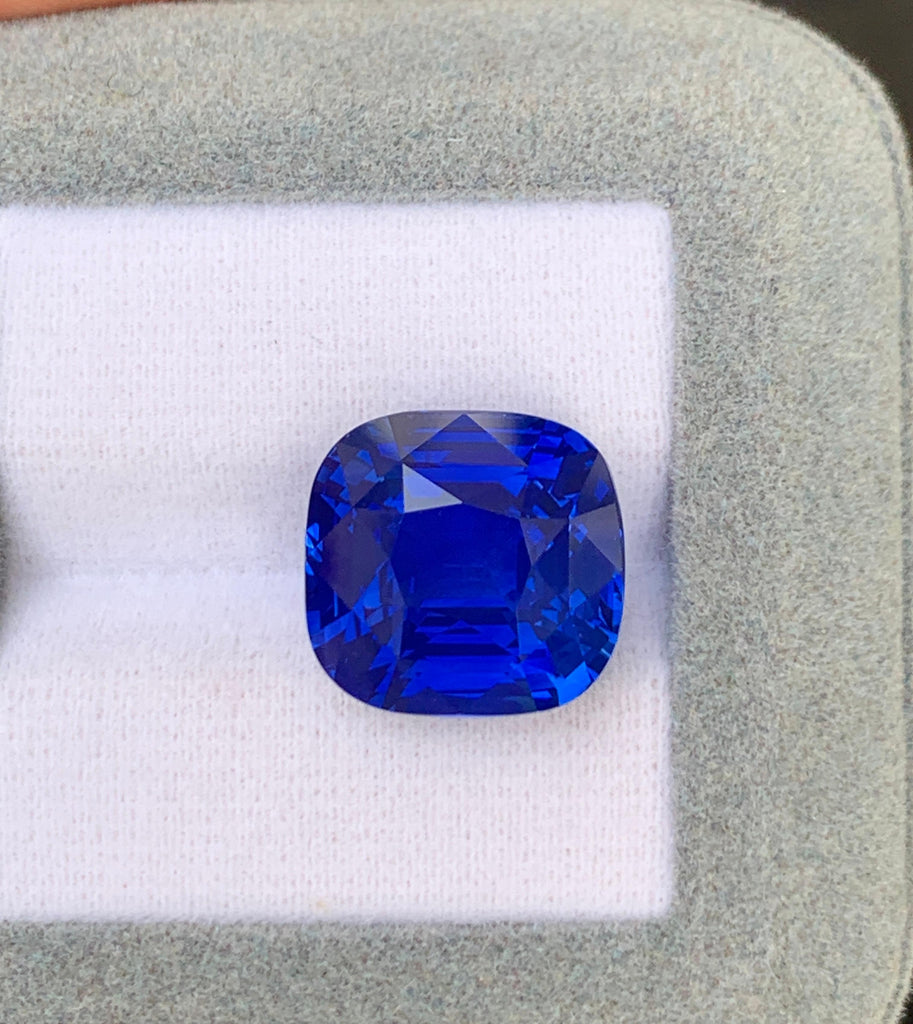 saphir-bleu-coussin-17-54-ct-photo-1