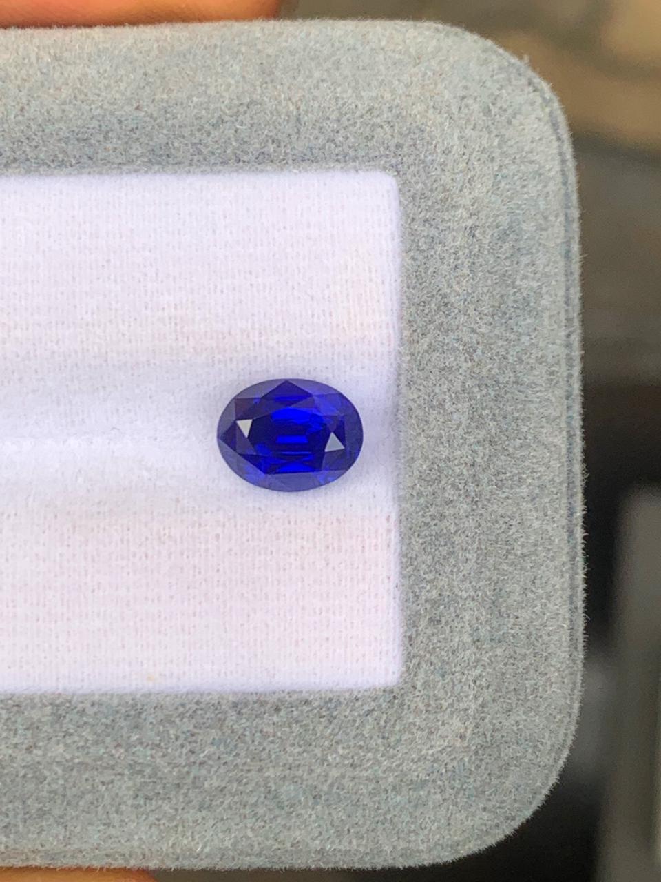 saphir-bleu-ovale-3-20-ct-photo-1