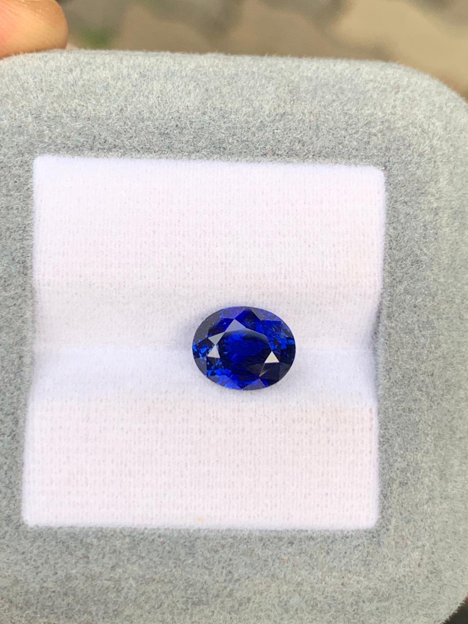 saphir-bleu-ovale-3-30ct-photo-1