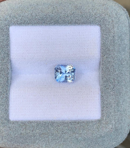 saphir-bleu-radiant-2-10ct-photo-1