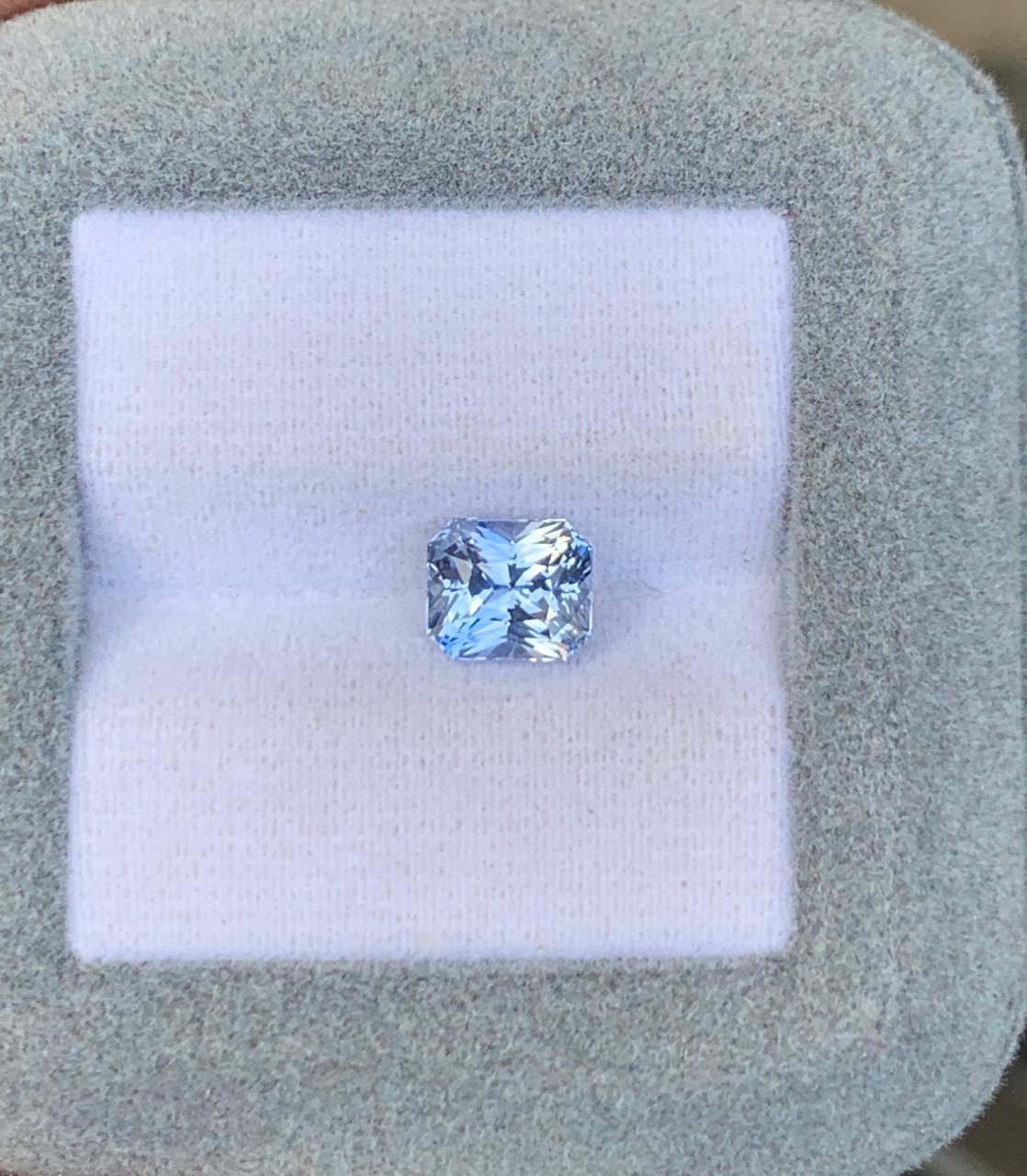 saphir-bleu-radiant-2-10ct-photo-2