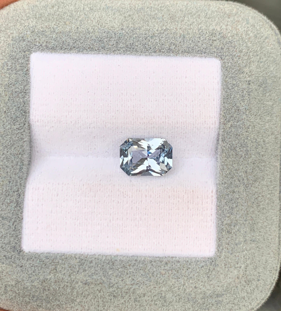 saphir-gris-radiant-2-02ct-photo-1