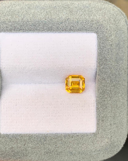 saphir-jaune-émeraude-1-28-ct-photo-2