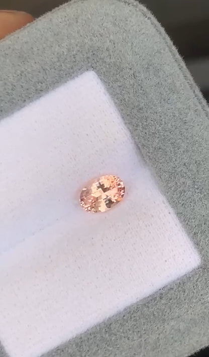 saphir-padparadscha-ovale-1-08ct-photo-1