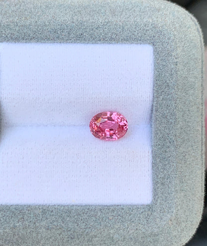 saphir-padparadscha-ovale-1-63ct-photo-1