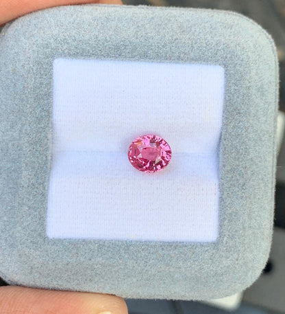 saphir-padparadscha-ovale-2-52ct-2-photo-1