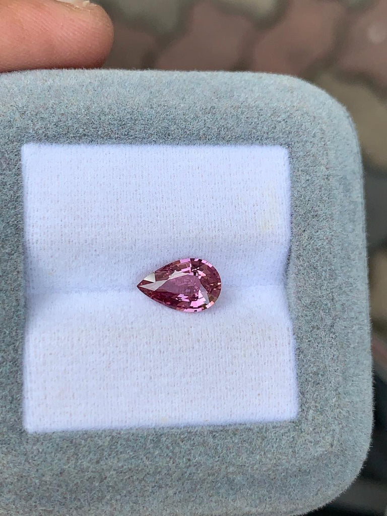 saphir-padparadscha-poire-1-52ct-photo-1