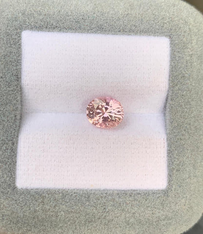 saphir-rose-ovale-2-00ct-photo-1