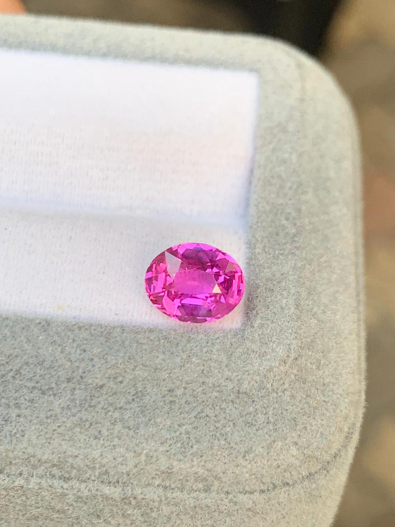 saphir-rose-ovale-2-05ct-photo-1-1