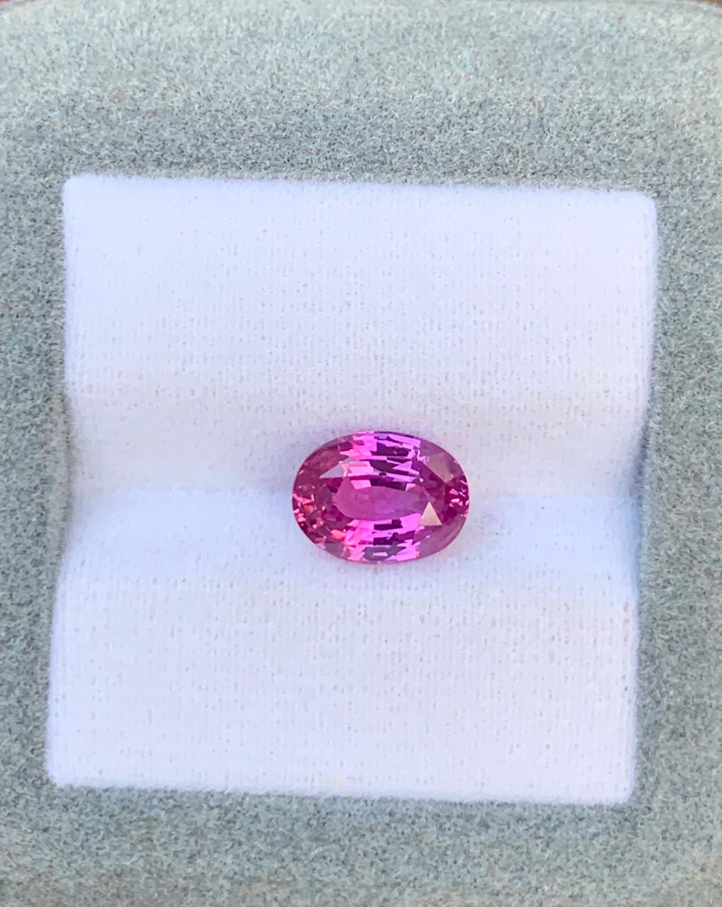 saphir-rose-ovale-3-04-ct-photo-1