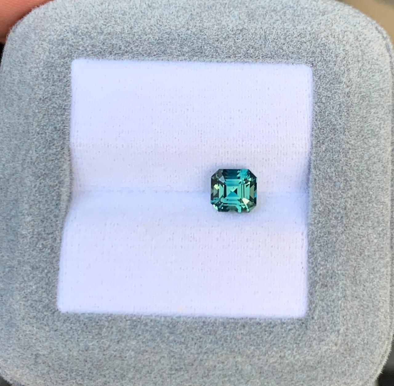 saphir-teal-émeraude-1-25-ct-photo-1