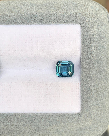saphir-teal-émeraude-1-52ct-photo-2
