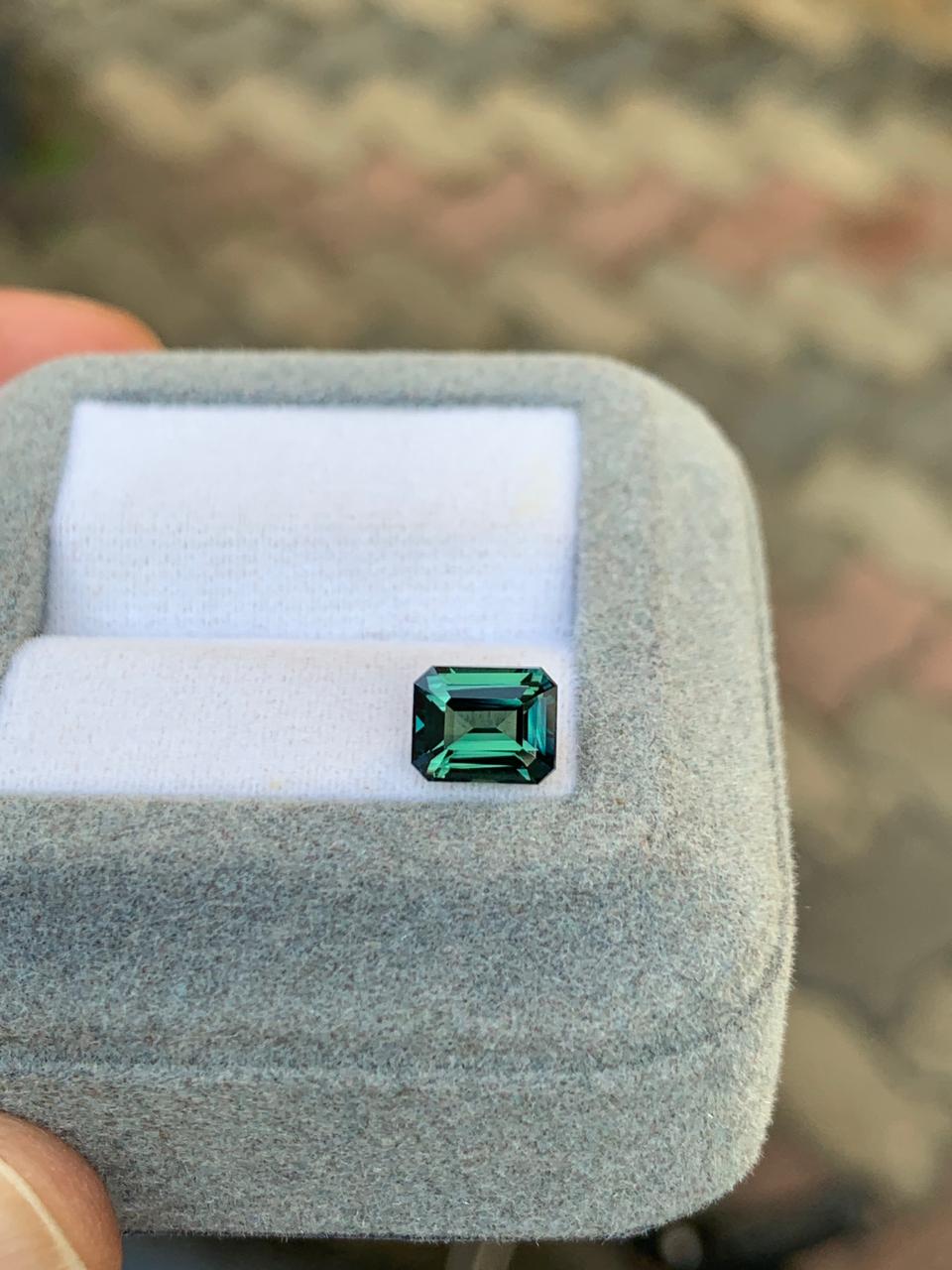 saphir-teal-émeraude-1-90ct-photo-2