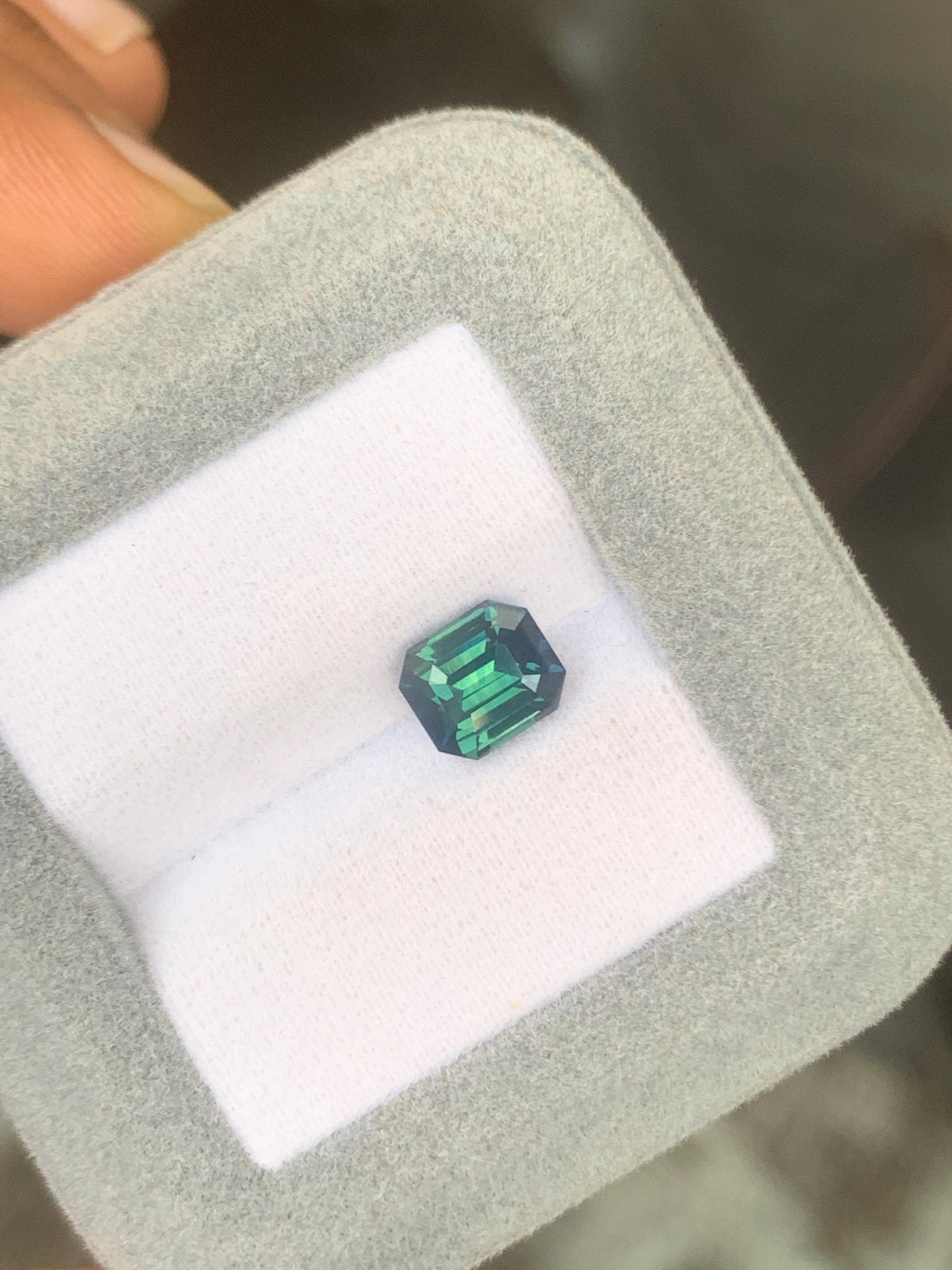 saphir-teal-émeraude-2-51ct-photo-1