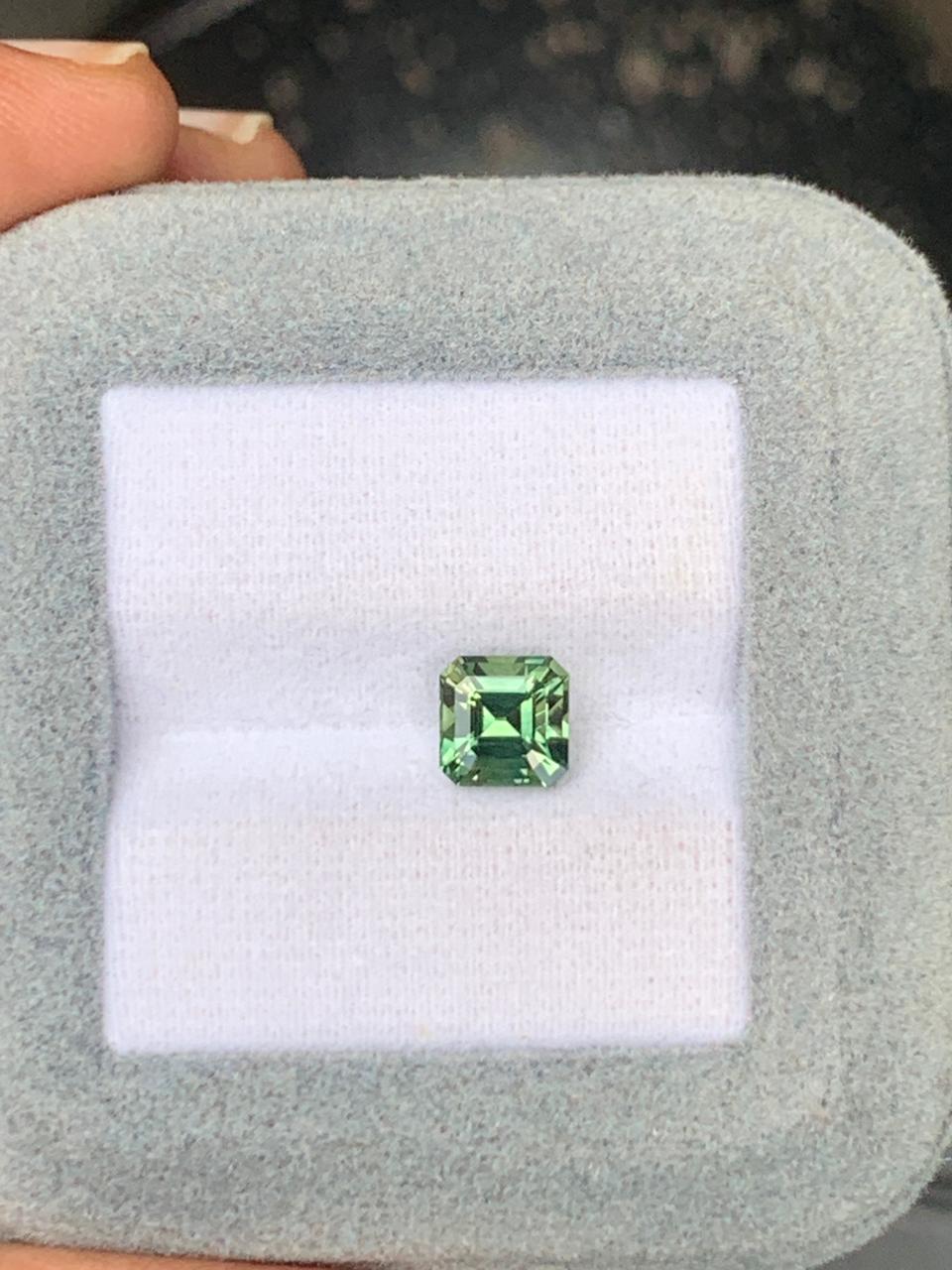 saphir-teal-émeraude-carrée-1-80ct-photo-2