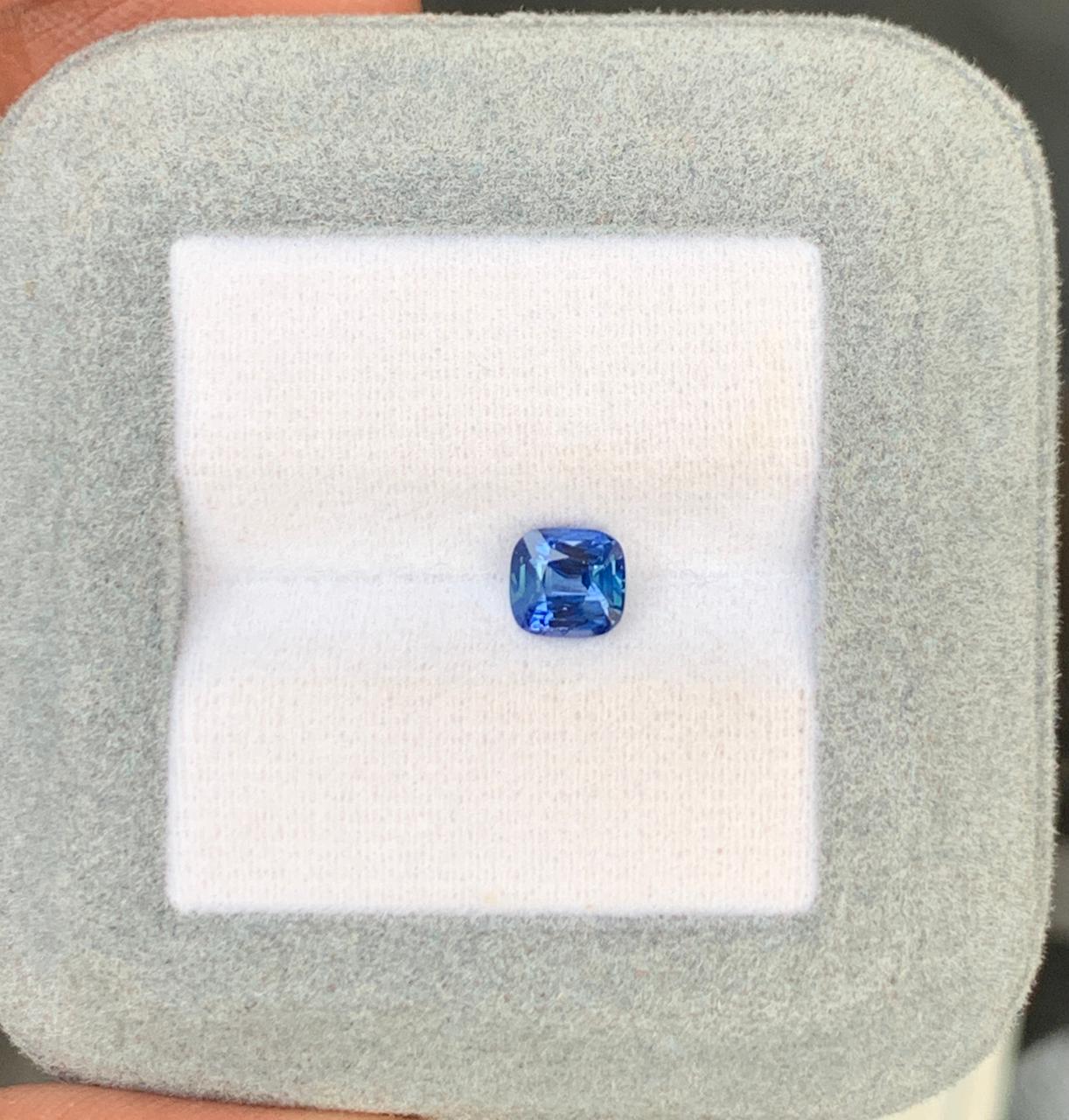 saphir-teal-coussin-1-10ct-photo-1